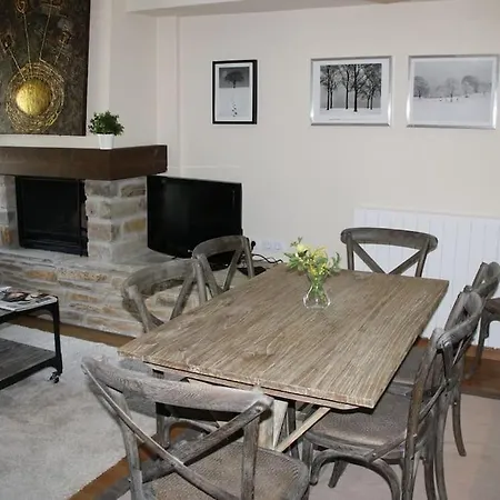 Apartment En Altos De Escarrilla